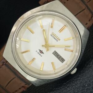 Vintage 1982 Citizen Automatic Mens Silver Watch W/daydate & White accents